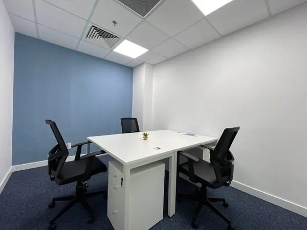 Conduct Interviews in a Professional Meeting Room — thumbnail 2