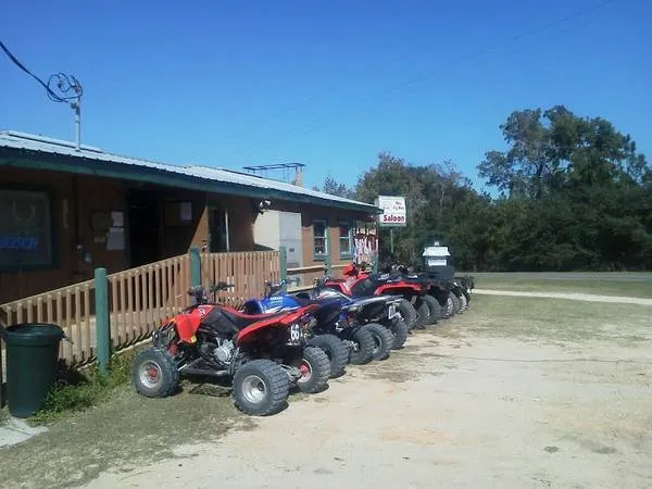 $4,166 / 2500ft2 - ONLY Food Spot in Hog Valley! Bar/Restaurant for Lease (Ocala Forest) (Fort McCoy) — thumbnail 3