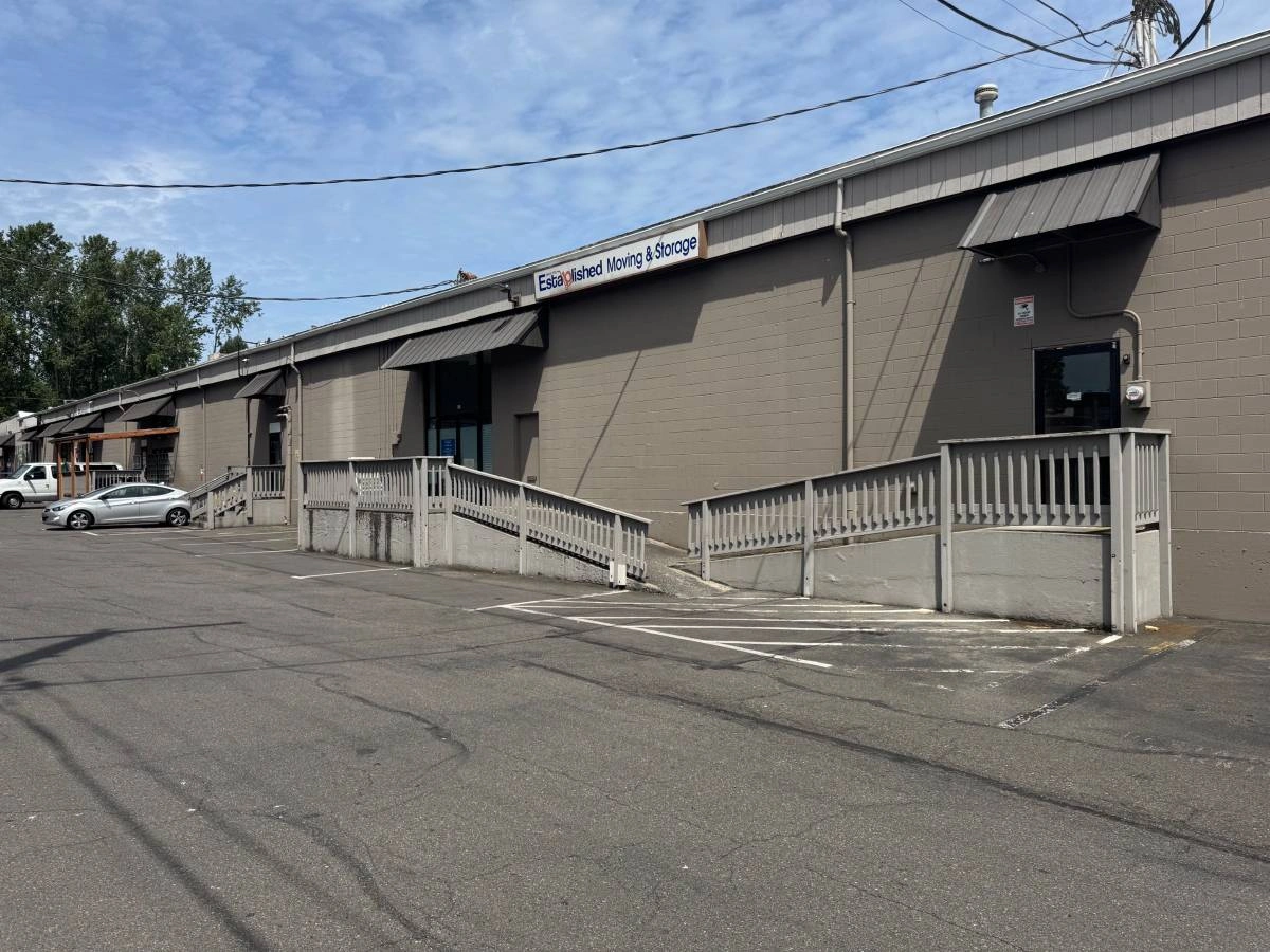 WAREHOUSE SPACE FOR LEASE at South Everett — photo 1