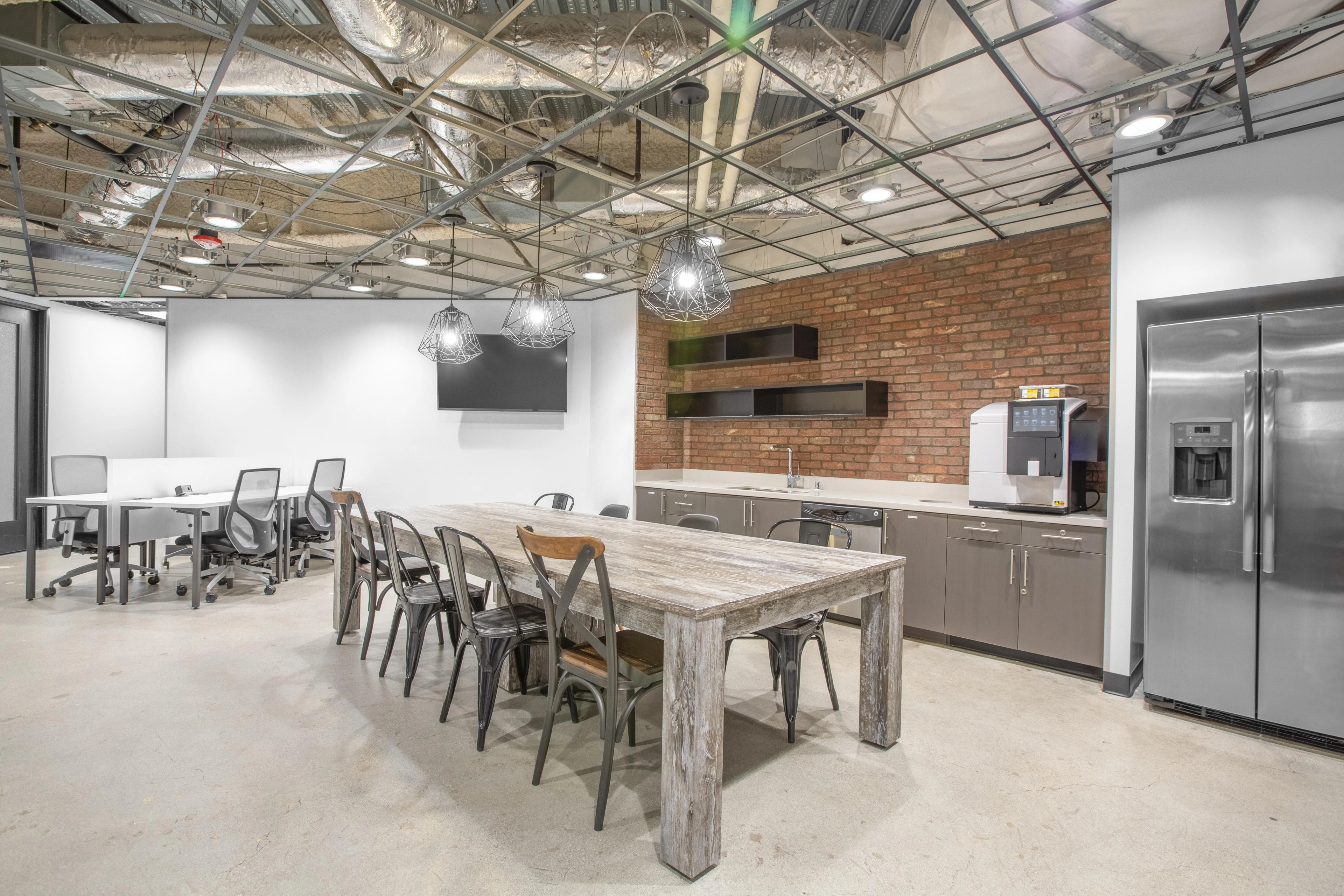 Day Office for 5 - Regus West Covina — photo 6