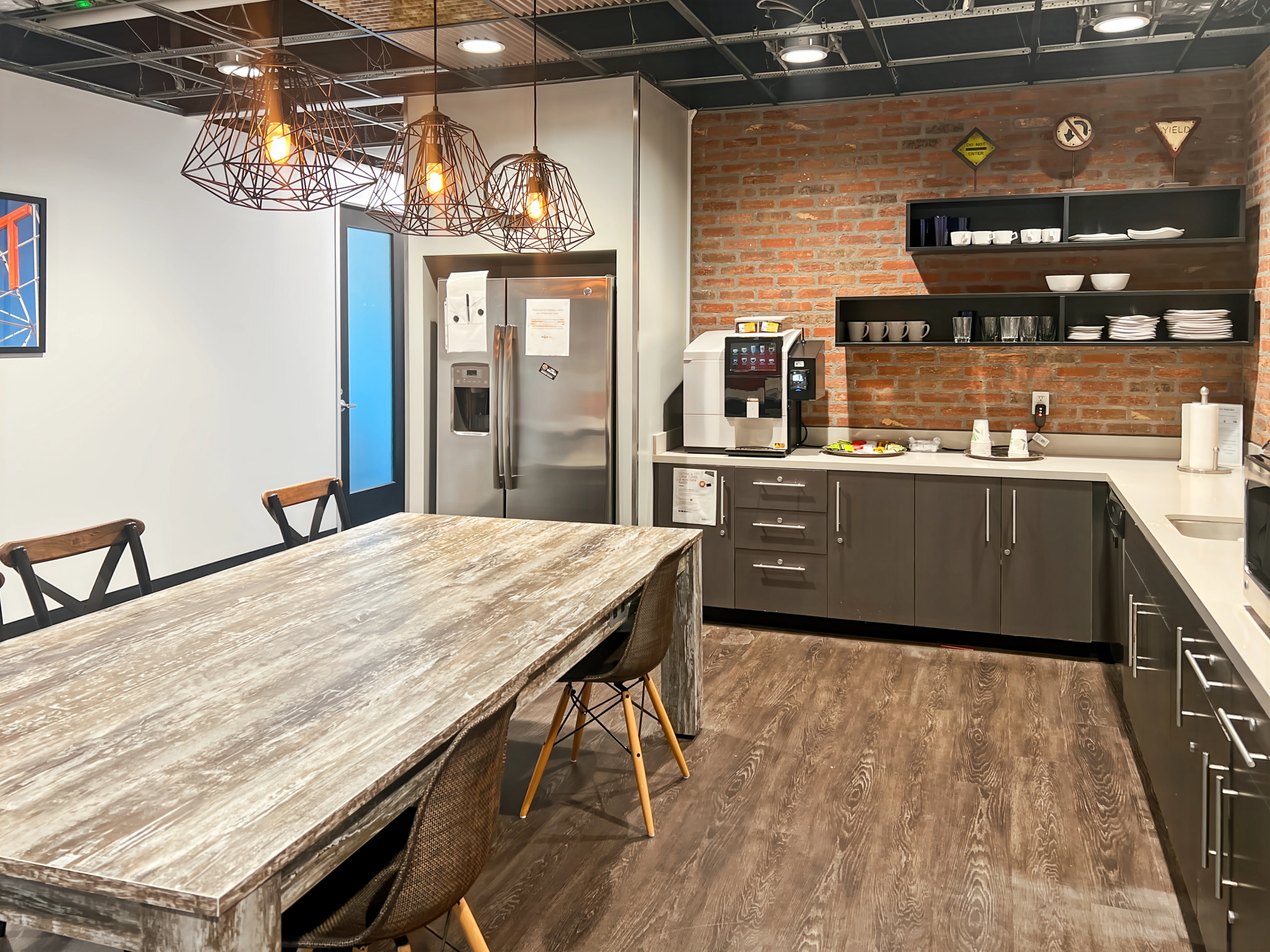 Day Office for 4 - Regus Diamond Bar — photo 6